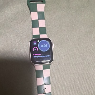 Apple Watch SE (2nd Gen) 40mm Silver Aluminum Gray Silicone Band Fitness Tracker