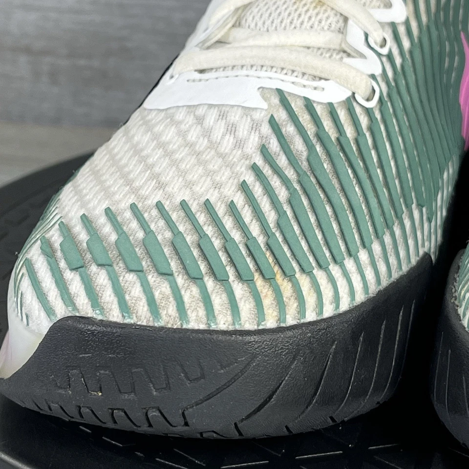 Nike Women’s Air Zoom Vapor 11 DR6965-109 Court Green Pink Tennis Shoes Size 9 - Image 4 of 4