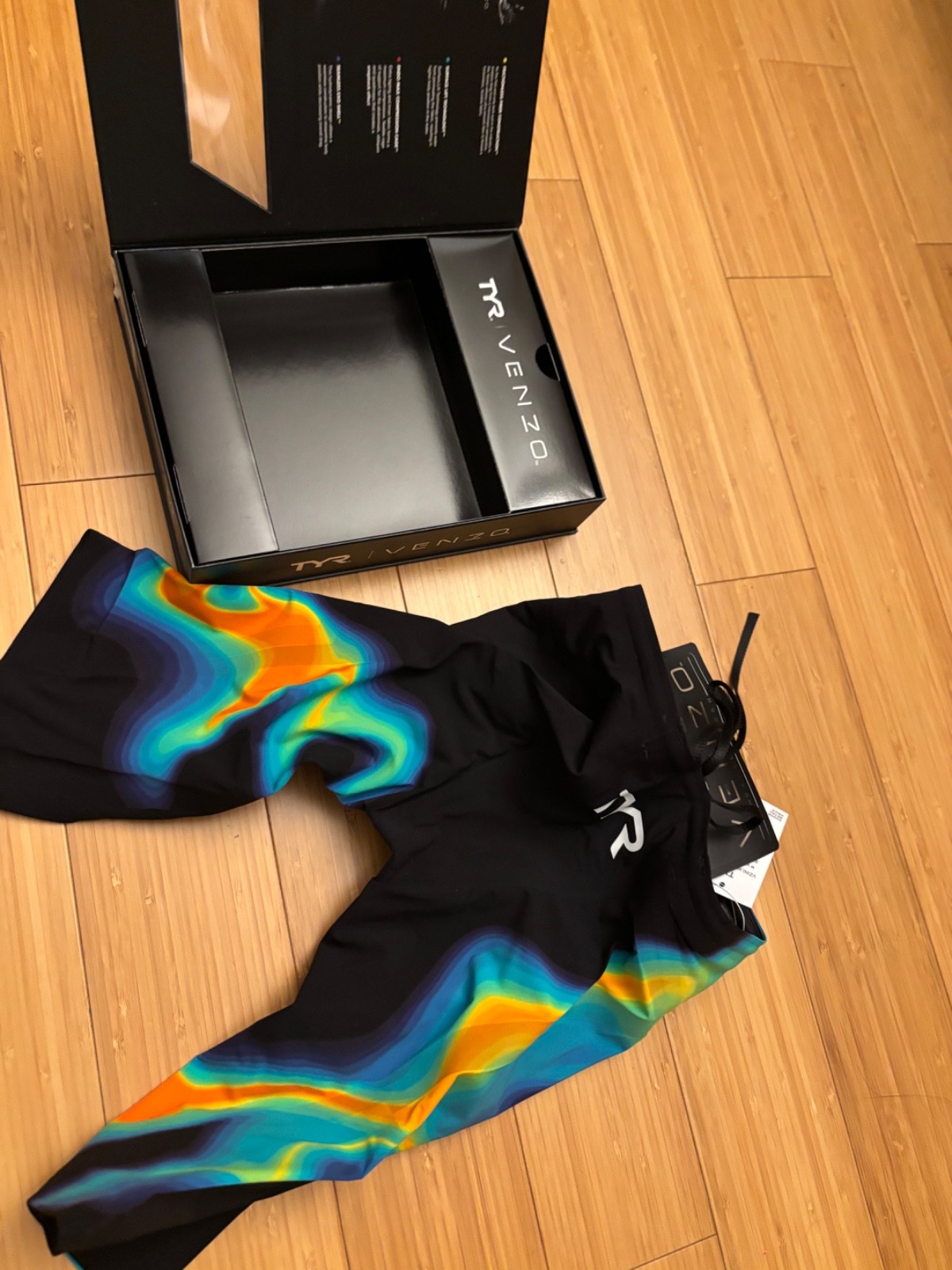 BRAND NEW Men’s Infared Size 25 TYR Venzo ORG/GRN and RED/TURQ/BLUE Available