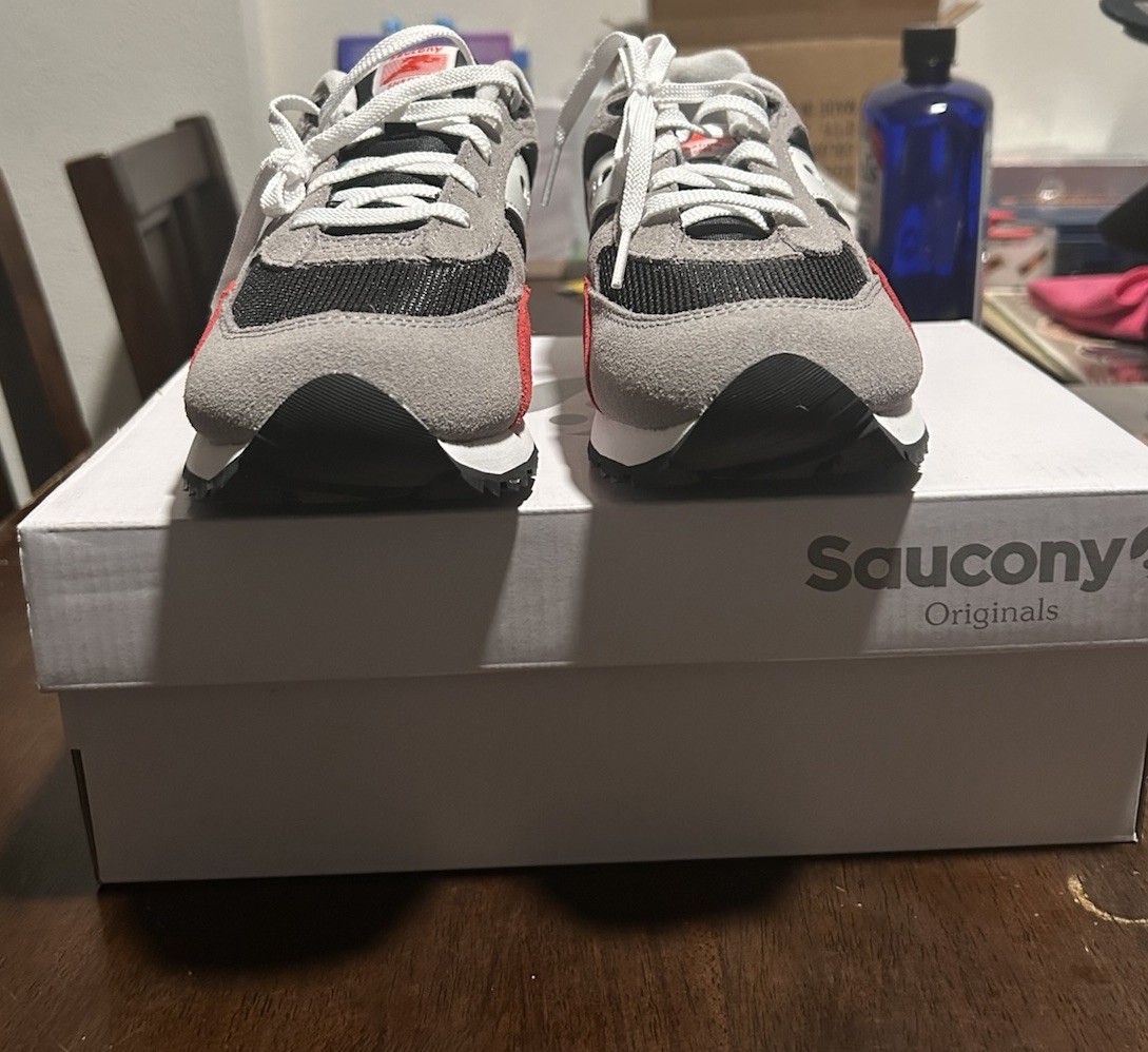 Saucony Shadow 6000 Big Kid sneakers in the Grey/Black/Red colorway NEW Size 4M thumbnail 6