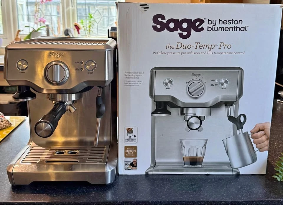 Sage BES810BSS 1600 W 1.8 L Duo-Temp Pro Espresso Machine - Silver