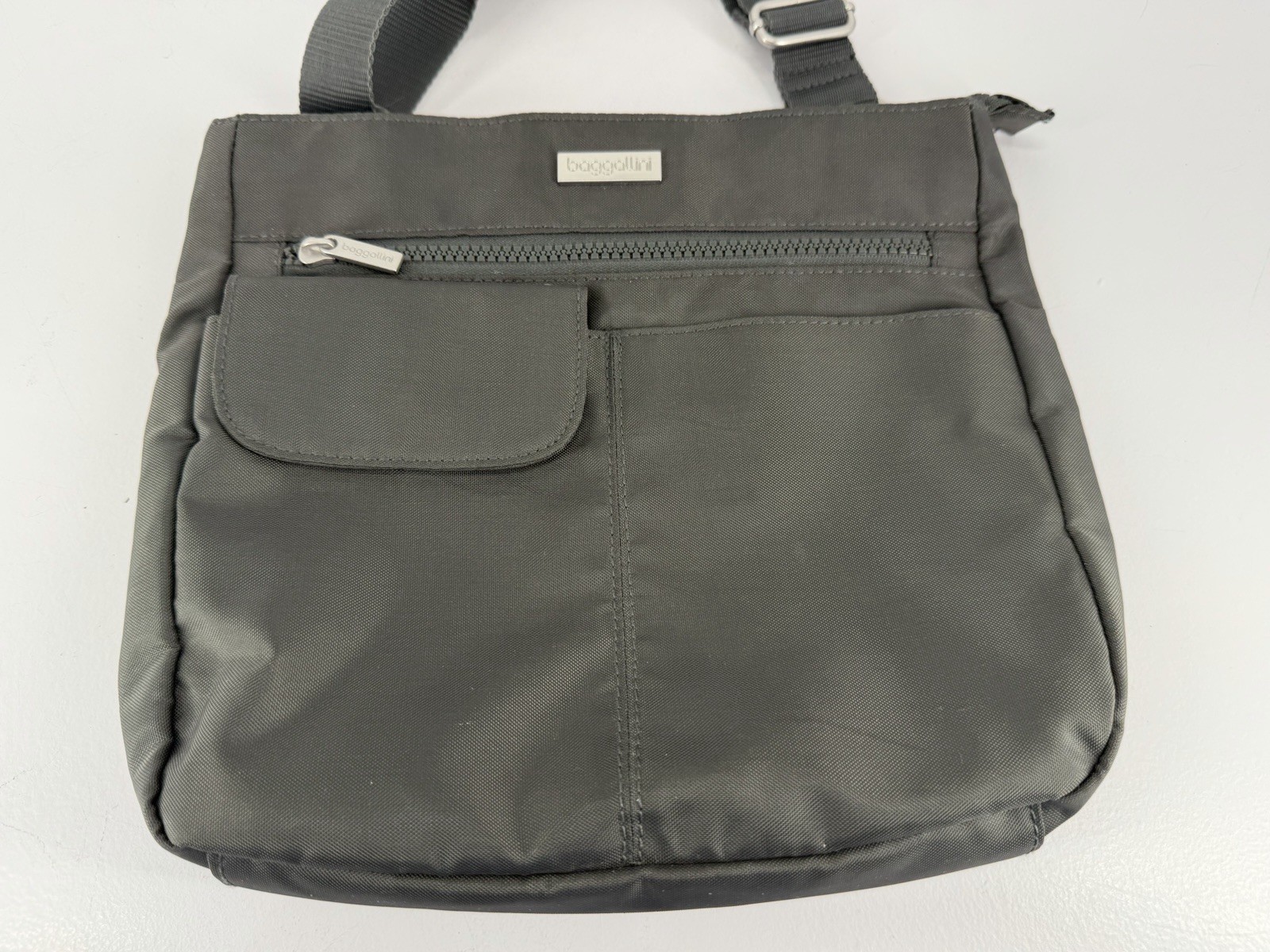 Baggallini Gray Polyester Crossbody Shoulder Bag … - image 3