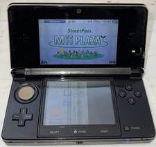 Nintendo 3DS Cosmo Black Handheld Console Only WORKS *BOTTOM SCREEN ISSUE*