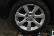 C Con 13-15 Cadillac Ats 17x8 Alloy R1u Wheel 7 Spoke Rim Silver Oem Oe Wty