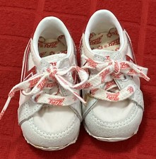 VINTAGE 1980s  ZIPS  BABY/TODDLER SHOES BY STRIDE RITE