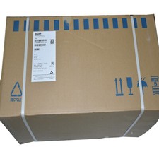 One New SIEMENS 6SE6440-2UD33-7EA1 6SE64402UD...
