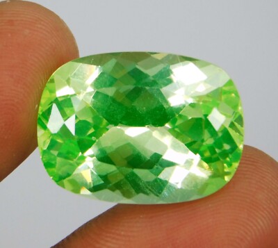 VVS 29.25 Ct Natural Green Peridot Gemstone Cushion Cut Shape From Pakistan
