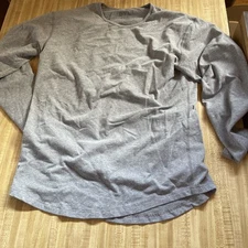 bylt drop cut lux shirt Medium 