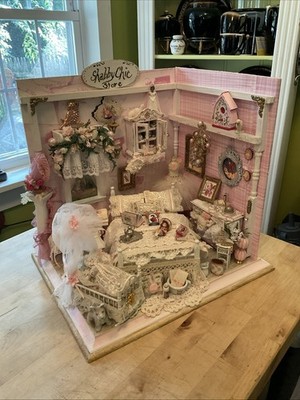 Vintage 1:12 Artisan Made Dollhouse Room Diorama Shabby Chic Pink Bedroom  WOW