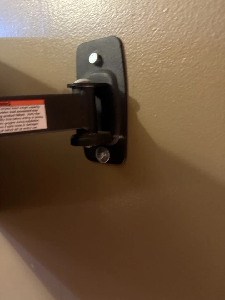 Monitor Curvo Sceptre C25 240hZ 1080p Usado!!VEM COM SUPORTE DE PAREDE!! - Imagem 3 de 4