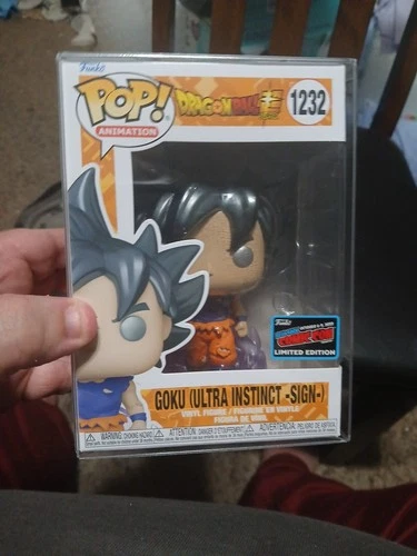 Funko Pop! Vinyl: Dragon Ball - Goku (Ultra Instinct -Sign-) - New York Comic...