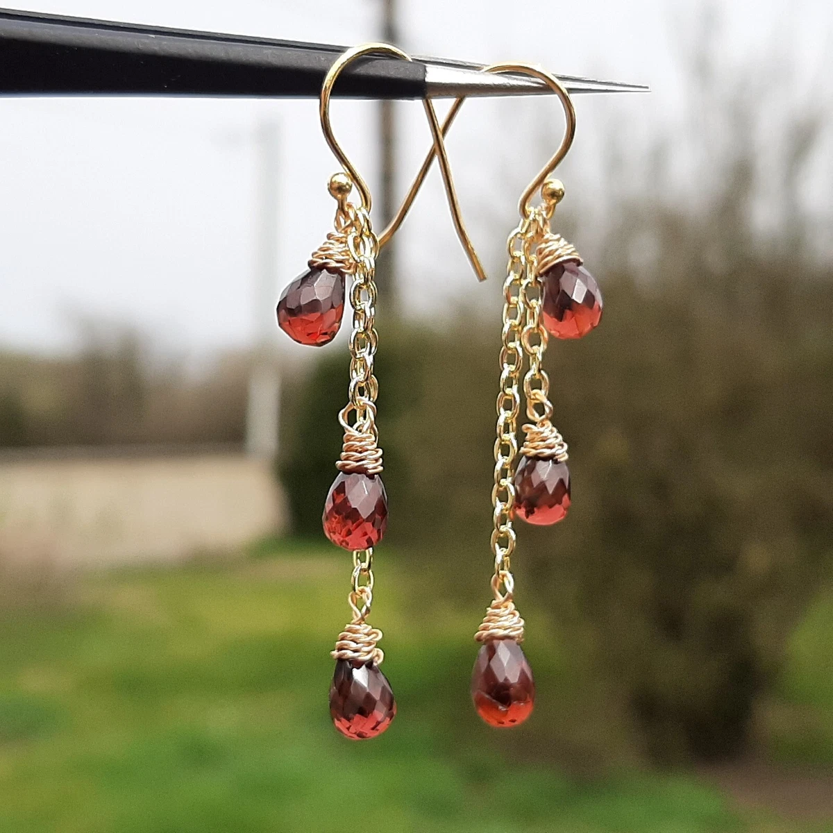 Boucles D'Oreilles Pendantes Fait Main – Céramique Et Grenat Rouge – Acier Inox