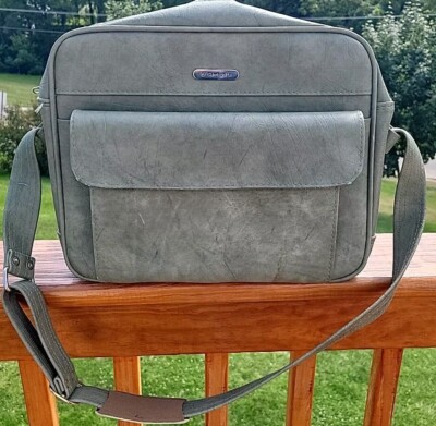 Samsonite VTG Green Leather Bag Medium YKK Overnight Carry On Travel Solid