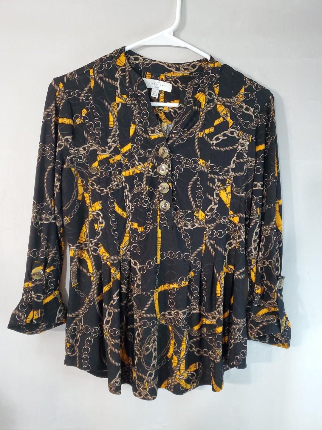 New DIrections Blouse Women's Size Petite Small PS 3/4 roll Tab Sleeve Textured