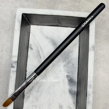 Chanel Lip Brush - Old Version Flat Concealer brush New