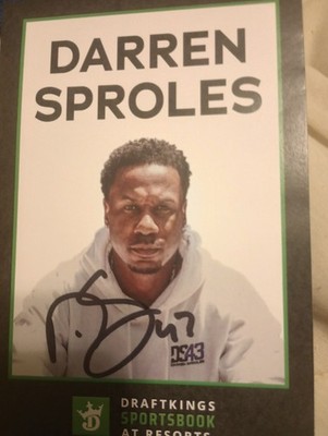 Darren Lee Sproles autograph picture with photo signing proof