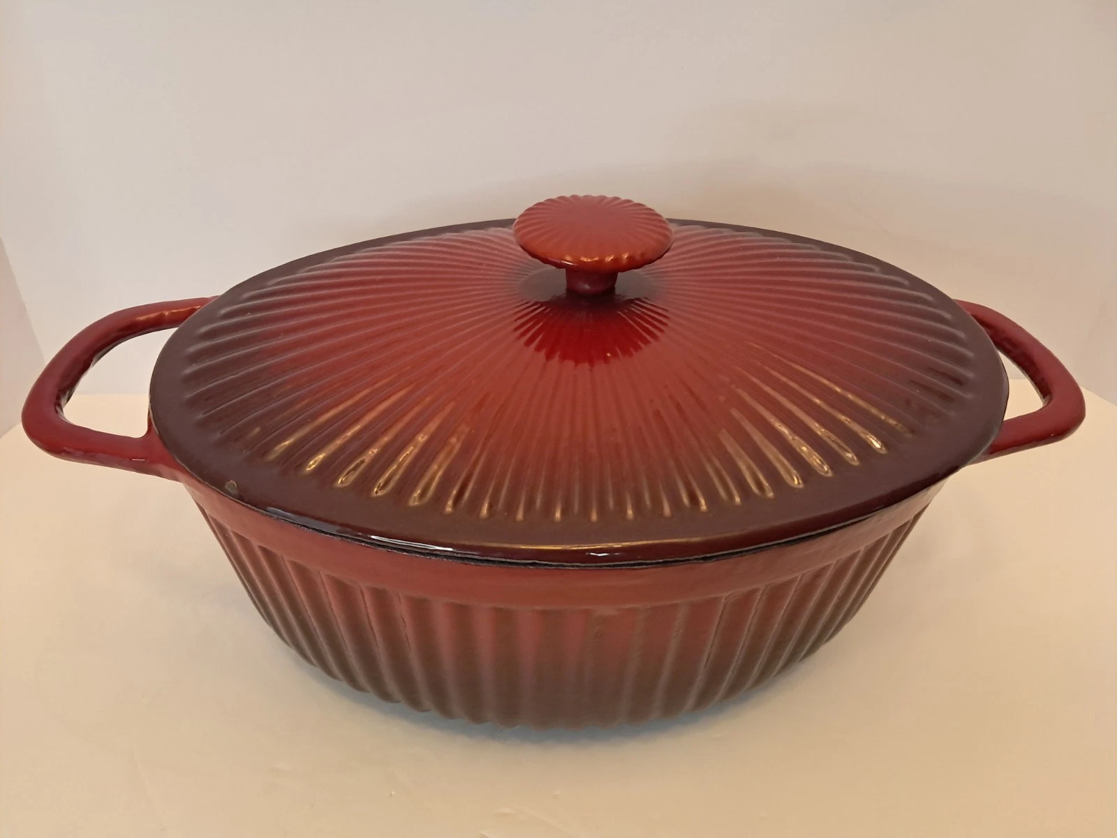 Paula Deen 5 Quart Burgundy Red Enamel Cast Iron Oval Dutch Oven Roaster w/ Lid
Opens in a new windo