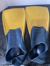 Size XS U.S. Divers Floating SCUBA Diving Fins Yellow Flippers