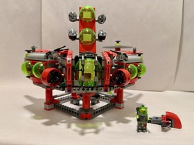 LEGO 8077 Atlantis Exploration HQ With 1 Minifigure & Instructions