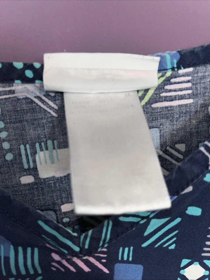 Scrubstar Scrub Top Shirt 2 Pockets Blue Design Womens Scrubs Size 2X READ - Image 4 of 4