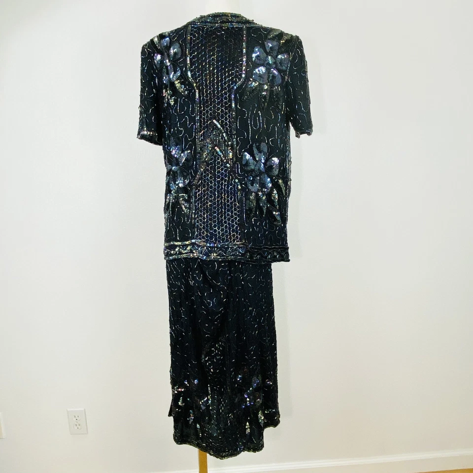 TRAJE FALDA Y BLUSA CON CUENTAS NEGRA ESTRELLA DORADA VINTAGE TALLA XL/XXL Foto 3 de 4