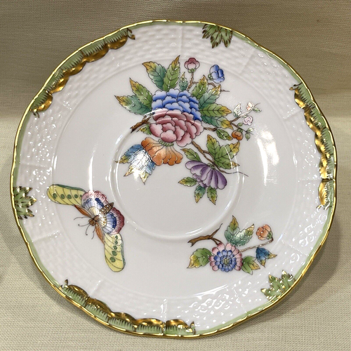 Herend Queen Victoria - Covered Boullion Bowl & Saucer 3PC Set - Picture 5 of 10