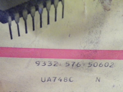 50 pezzi Signetics (Philips) LM748CN uA748CN 8 pin DIL DIP IC Op-Amp 44 g OwnB - Foto 3 di 5