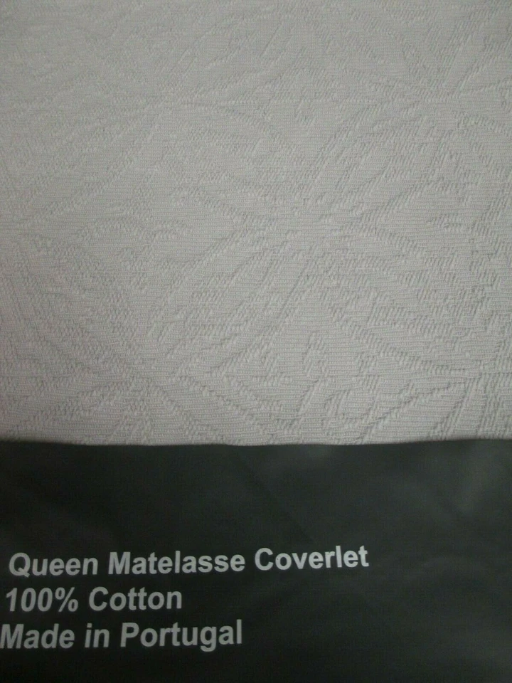 PIUBELLE PIU BELLE Portugal Gris Matelasse Floral Cobertor - Reina Foto 3 de 4