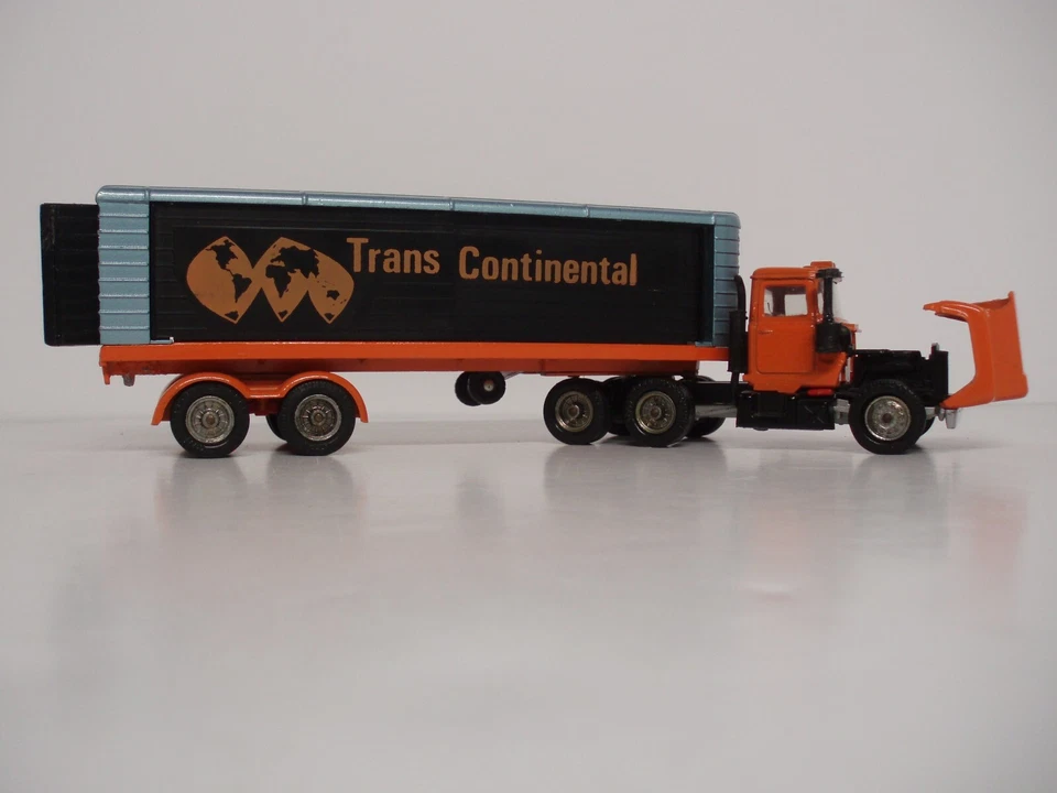 Gorci Mack R Trans Continental Semi. Used ,No Box. - Image 4 of 4