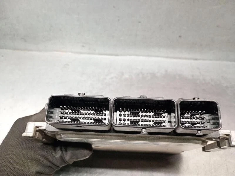 237100959S centralina motore per RENAULT CLIO IV GRANDTOUR (KH ) 2012 5423848 - Immagine 3 di 4