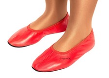 Schläppchen  Gymnastikschuhe Ballerina mit Ledersohle rot neu Lappade