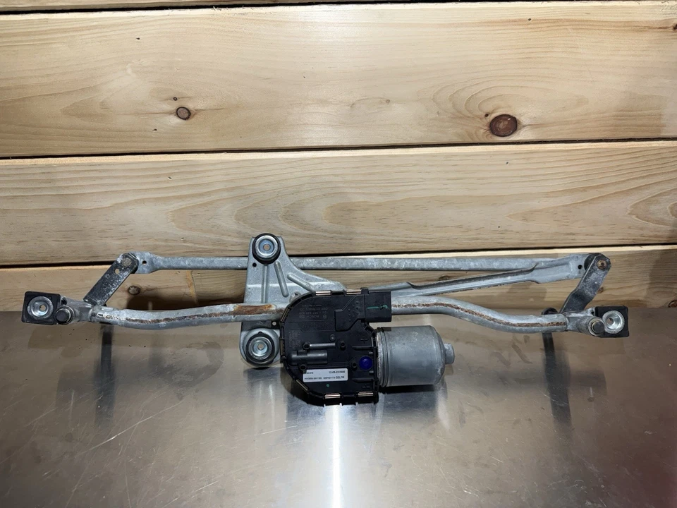 ✅ 2011-18 VOLVO S60 V60 Cross Country FRONT WINDSHIELD WIPER MOTOR 30753493 OEM - Image 2 of 4
