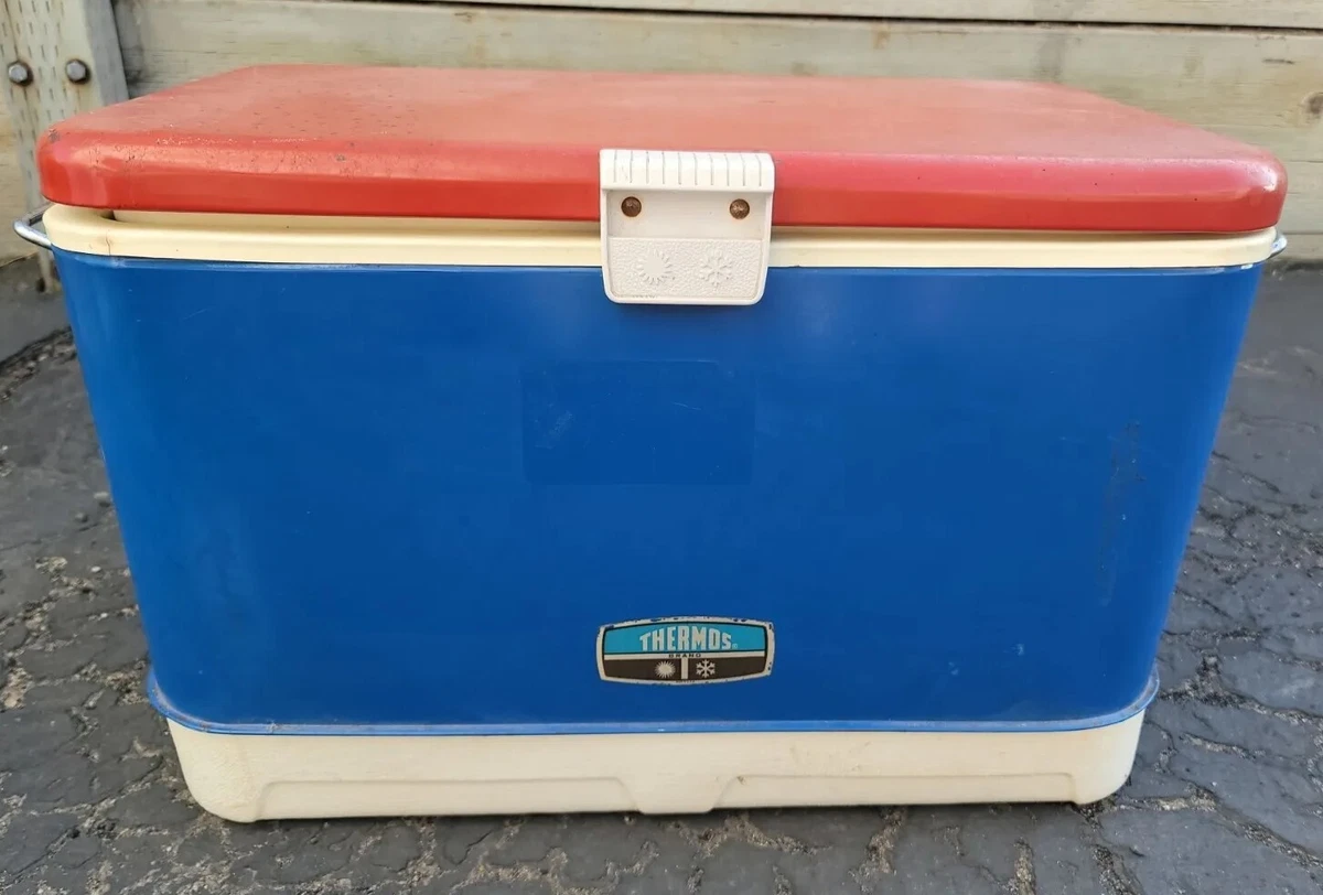 Vintage 1971 THERMOS Red White Blue Ice Chest COOLER with Tray CAMPING