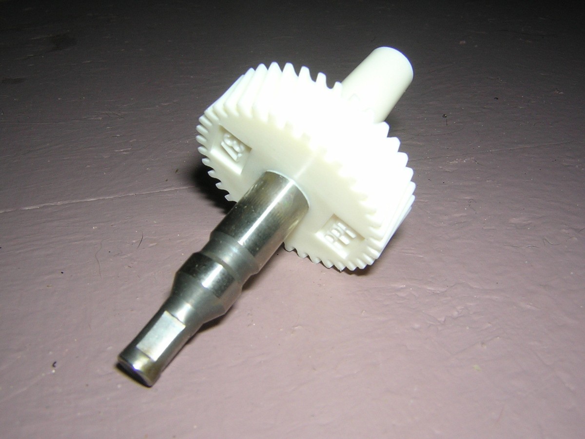 37 Tooth Short Shaft Speedometer Gear w/oring 52067637 6035709