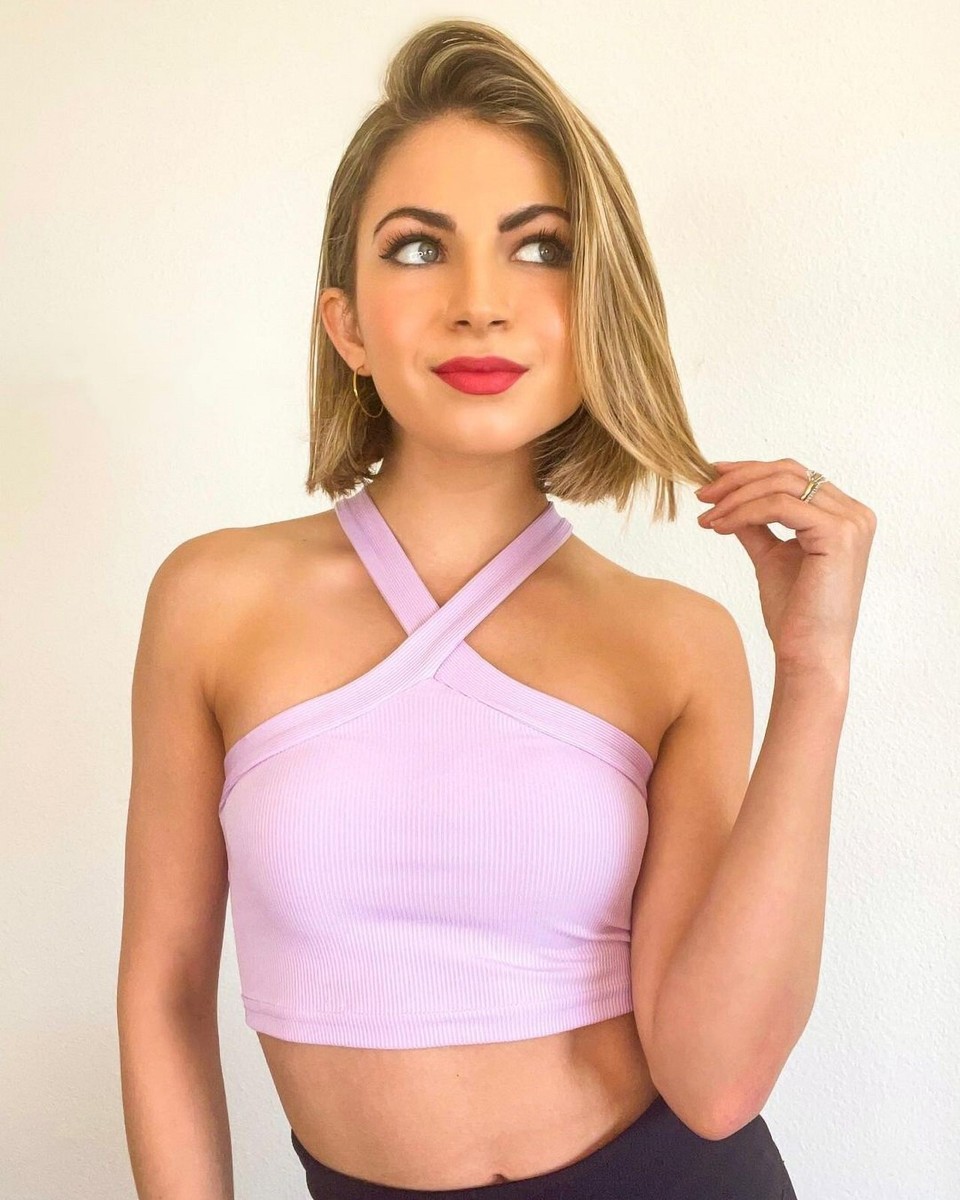 MIRANDA DERRICK TIK TOK INSTAGRAM MODEL DANCER Unsigned 8x10 Photo