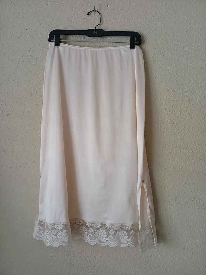 Dobladillo de encaje Chantilly marfil grande vintage Maidenform para mujer hecho en EE. UU. AÑOS 90 Foto 2 de 4