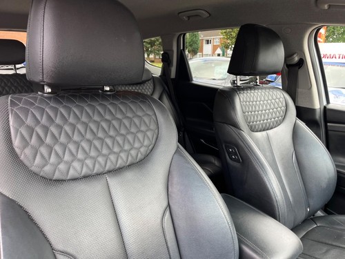 2019 Hyundai Santa Fe 2.2 CRDi Premium Auto 4WD Euro 6 (s/s) 5dr 7 Seat ESTATE D - Picture 10 of 24