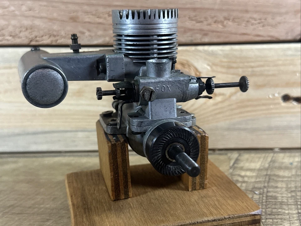 Fox .40 40 RC Remote Control Nitro Model Airplane Engine Good Compression! - Image 2 of 4