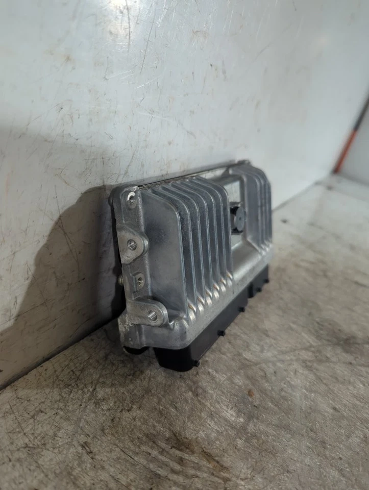 Toyota Chr Gr Mk1 Fl Hatchback 5 Door 2020-2023 Ecu (engine) P87 - Image 2 of 4