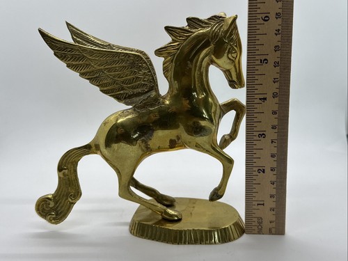 Vintage Brass Pegasus Flying Horse Statue Figure 6" x 6" x 2.25" - Picture 7 of 9