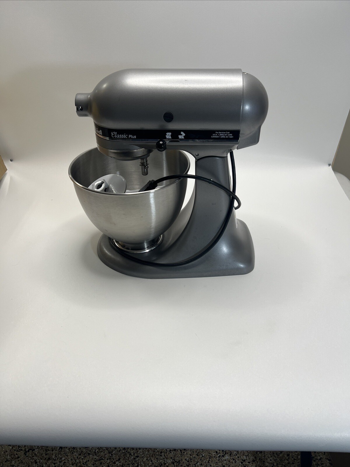 KitchenAid KSM75SL Classic Plus Series 4.5 Quart TiltHead Stand Mixer