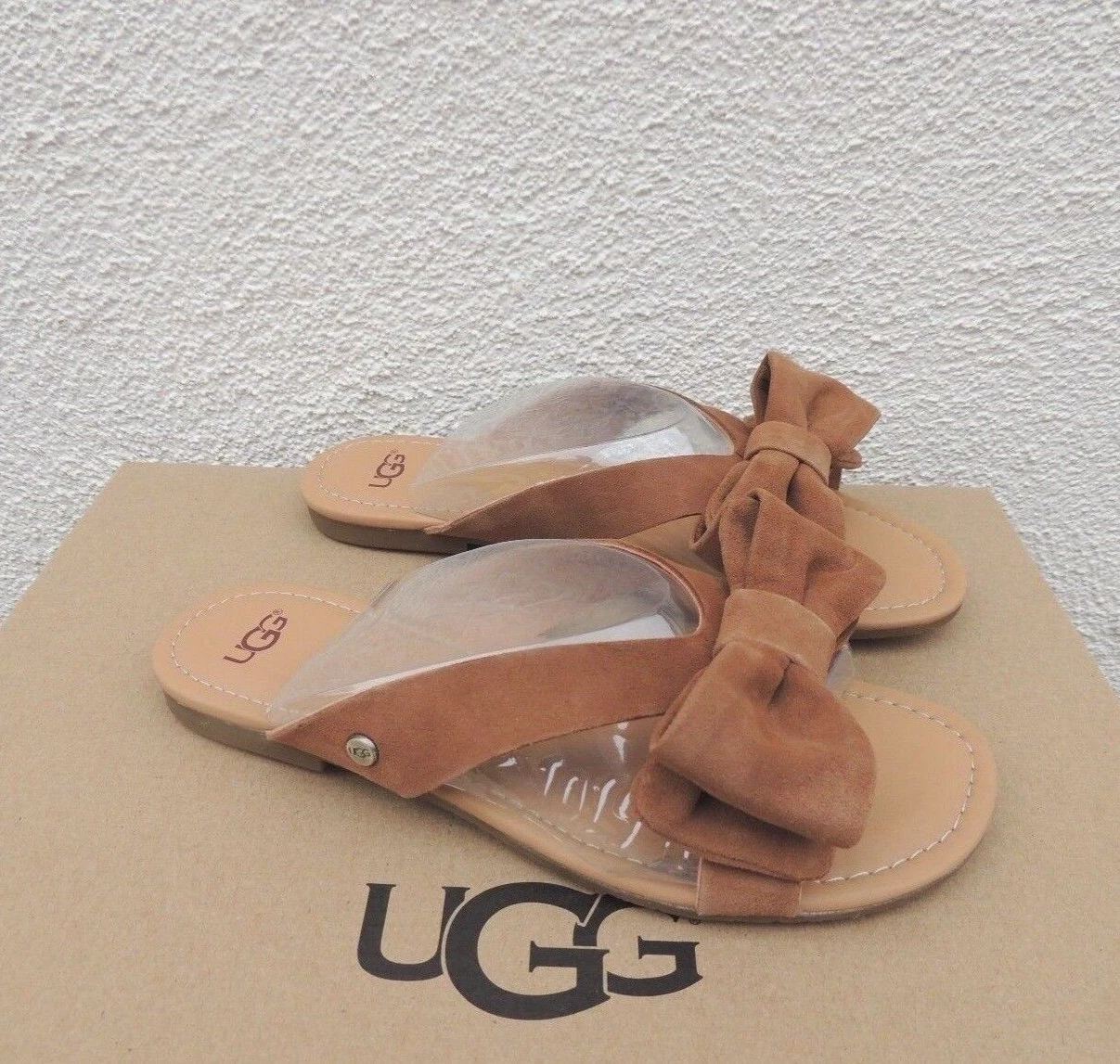 SANDALI SLIDE UGG FONDA CASTAGNO SCAMOSCIATO FIOCCO DONNA US 11 EUR 42 ~NUOVI CON SCATOLA