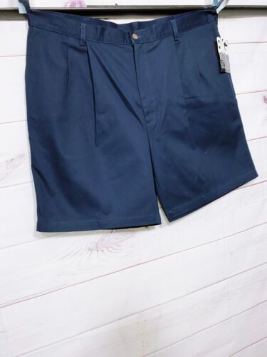 Farah Mens Shorts Size 44 Navy Blue Pleated Front Pockets 100% Cotton - Picture 2 of 10