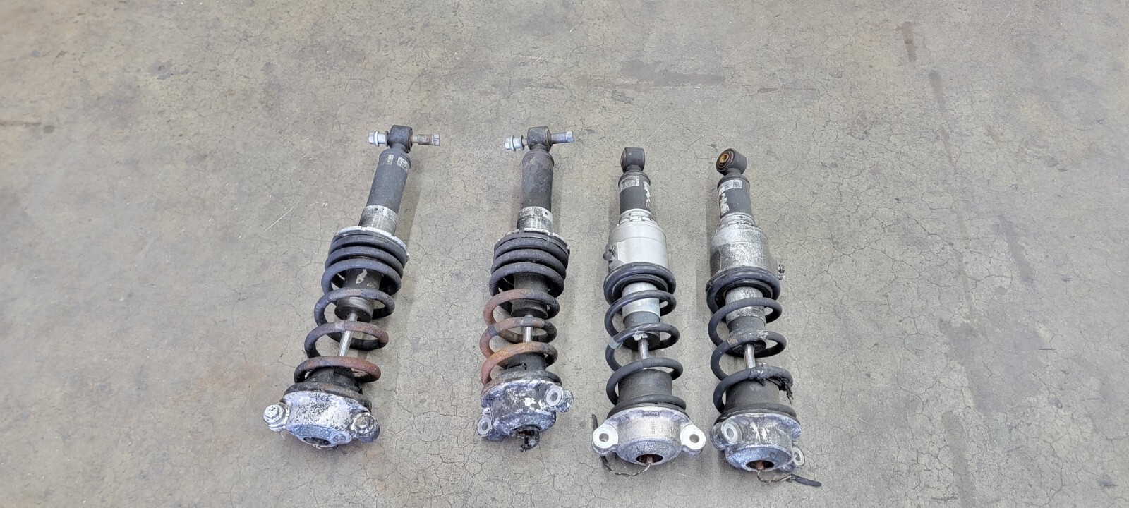 FERRARI 488 GTB SPIDER F8 TRIBUTO FRONT REAR SHOCK ABSORBER SET OEM 