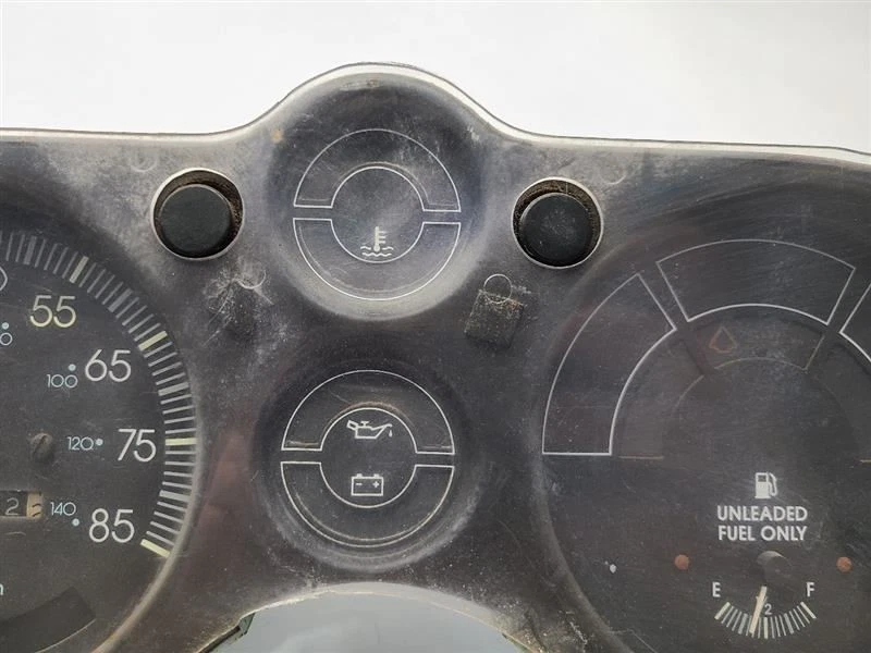 1990 90 CHEVROLET CAVALIER SPEEDOMETER W GAUGES 2.2L CLUSTER  - Image 3 of 4
