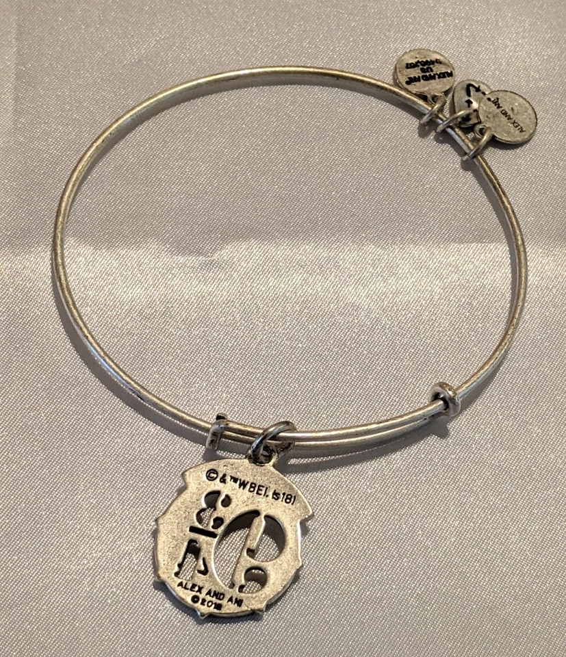 Pulseira ALEX AND ANI Harry Potter plataforma 9 3/4 dois tons ajustável em excelente estado usado - Imagem 4 de 4