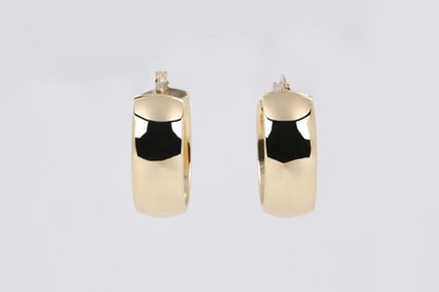 18k Yellow Gold Wide Oval Hoop Earrings (2.54g.)