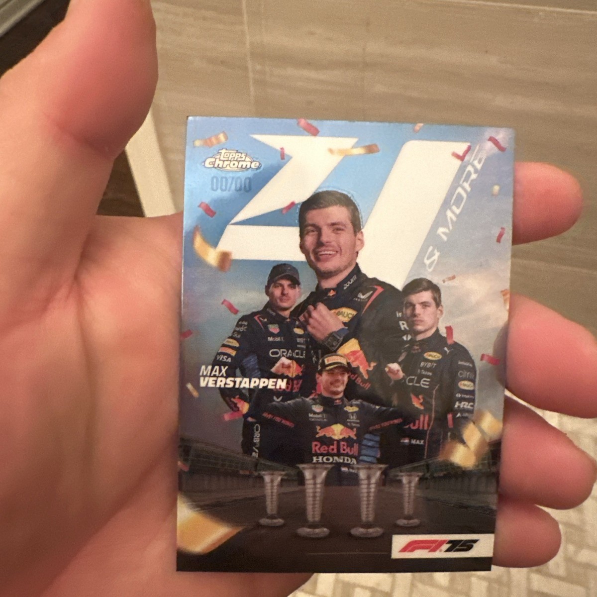MAXガンジョラゴン　エラーカード 2025 Topps Chrome F1 Max Verstappen 4 & More Refractor 4N-1 00/00
