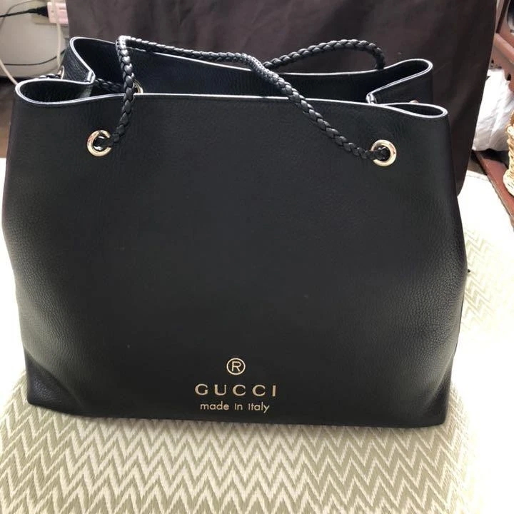 Sac fourre tout Gucci noir m2_0406