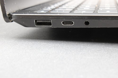 Microsoft Surface Laptop 4 Usado 13.5" (i7-1185G7 @ 3.00GHz, 16GB RAM, 256GB SSD) - Imagen 4 de 9